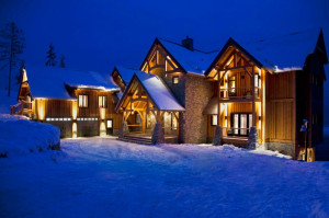 exterior_night_front_01_web